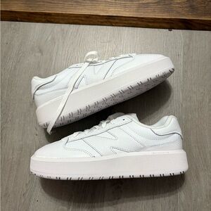 NWT New Balance Sneakers